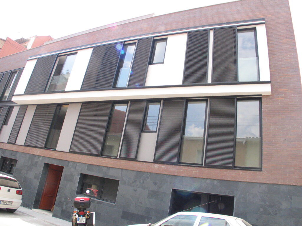 Taula d'arquitectura - Projecte vivenda