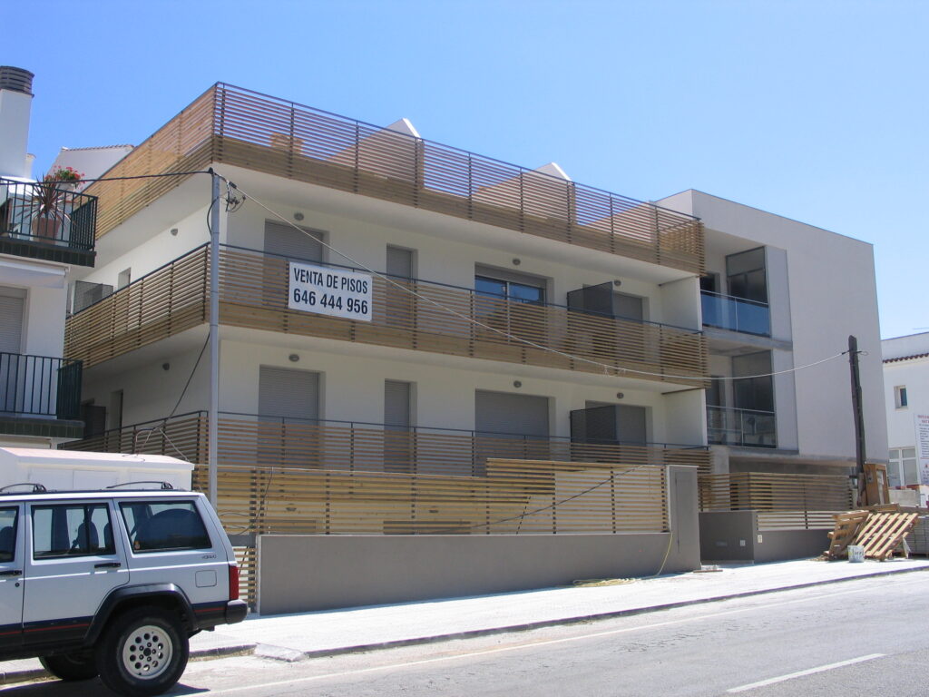 Taula d'arquitectura - Projecte vivenda