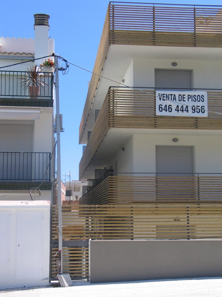 Taula d'arquitectura - Projecte vivenda