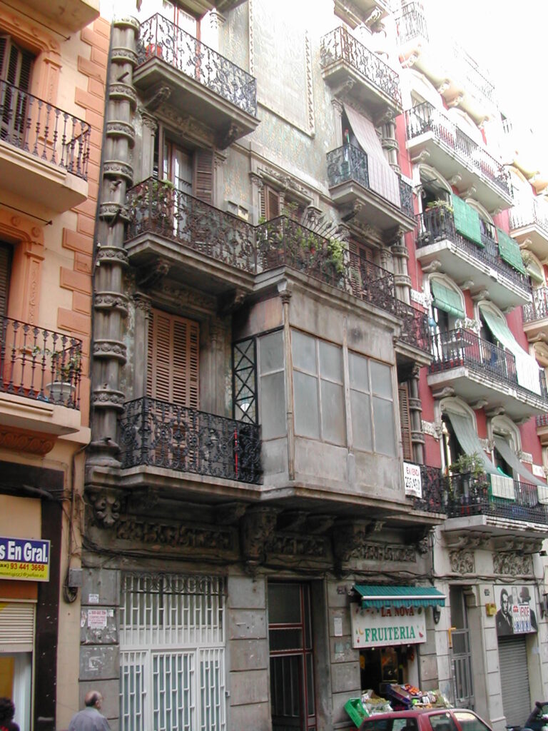 Taula d'arquitectura - Projecte vivenda